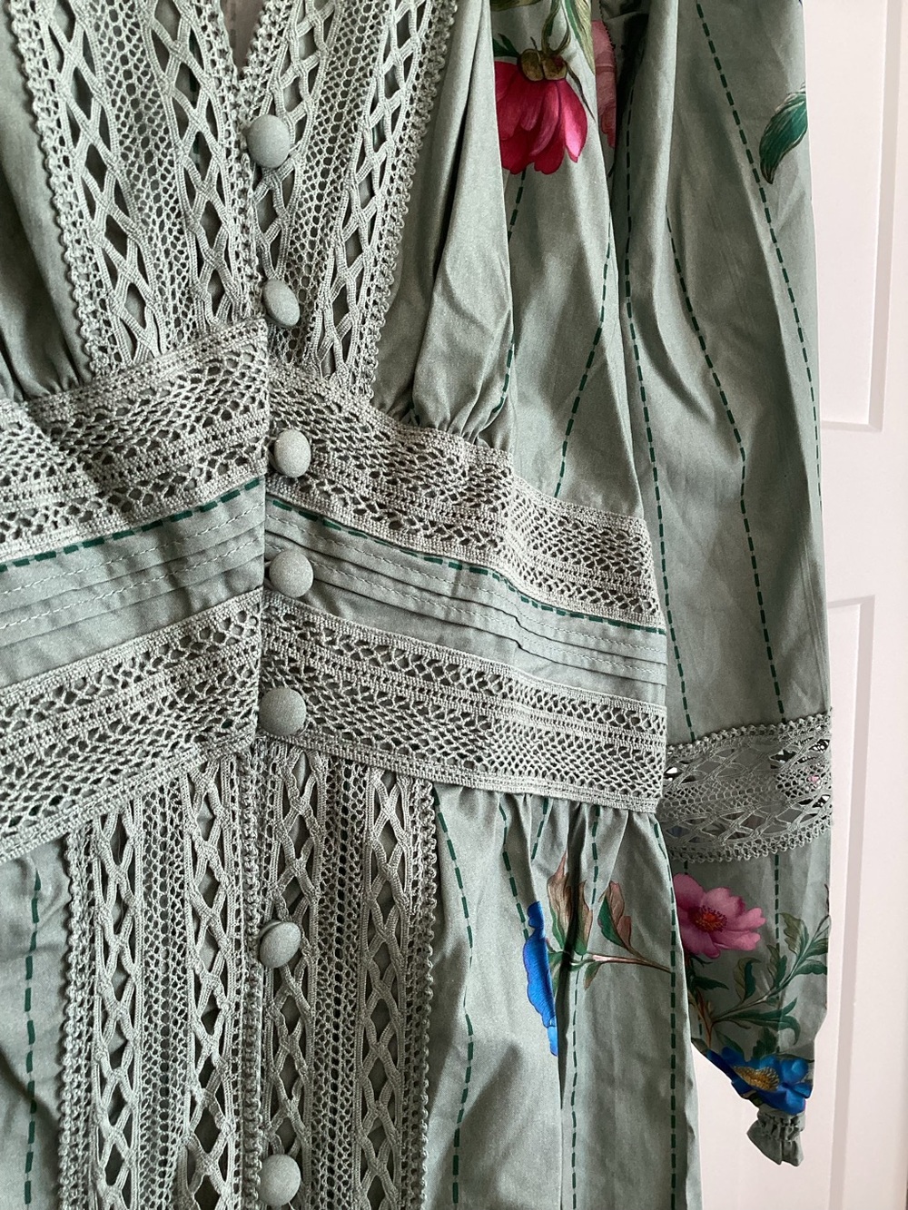 Anthropologie V-Neck Button Front Midi Dress New Small Sage Green Floral - Picture 9 of 15